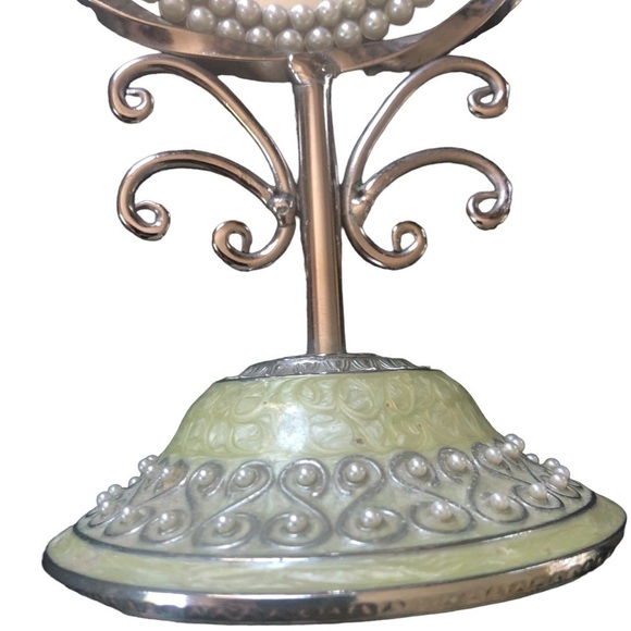 VTG Small Counter Flip Mirror Oval On Stand Pearl Embellished Green Marble Base - Picture 4 of 5